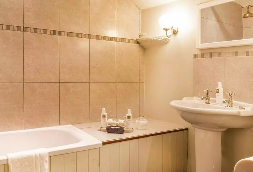 Majatalo Waterwheel Guesthouse