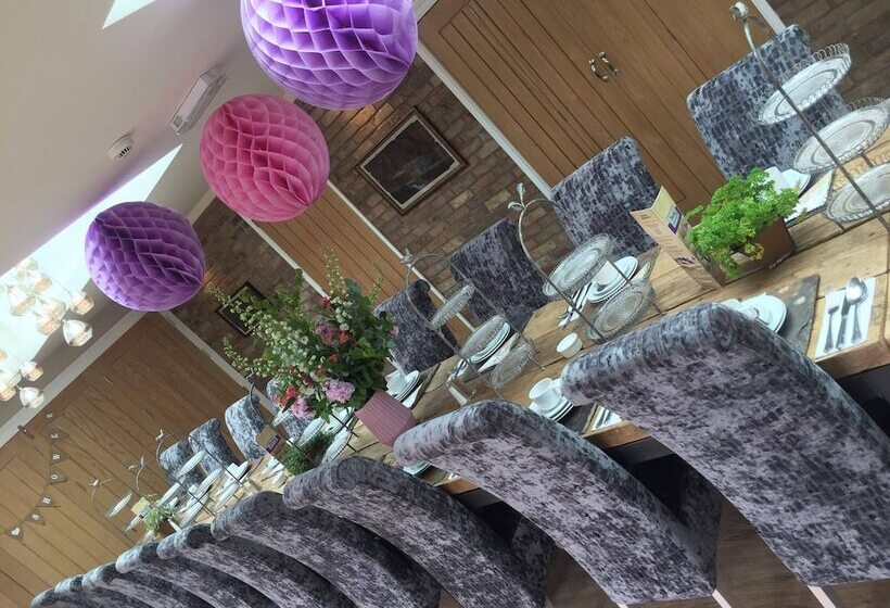 ユースホステル The Anchor Inn