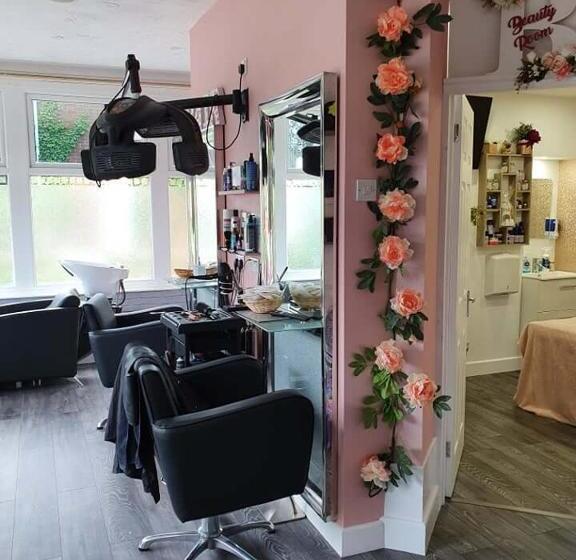 ペンション Chester Lodge