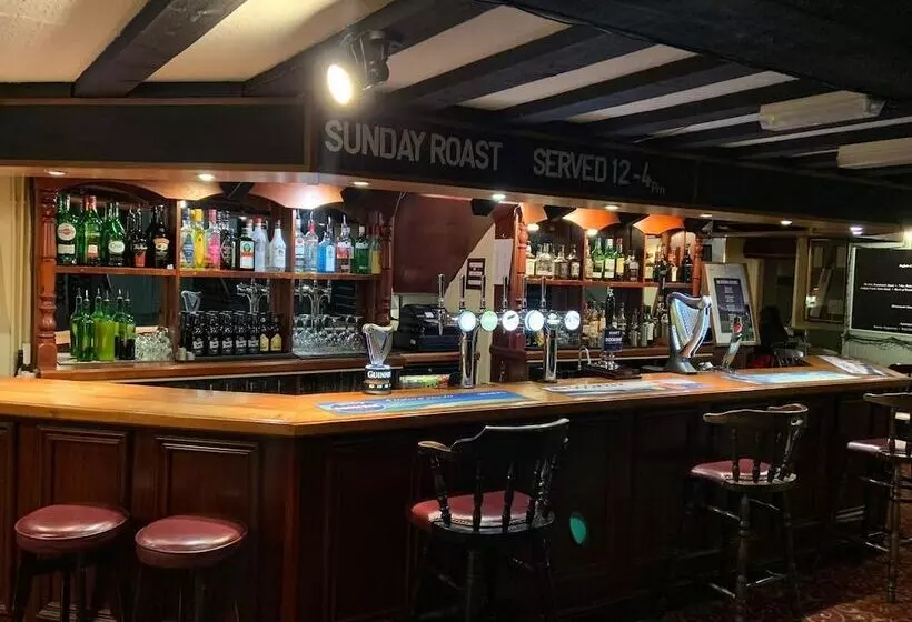 Majatalo Halfway House