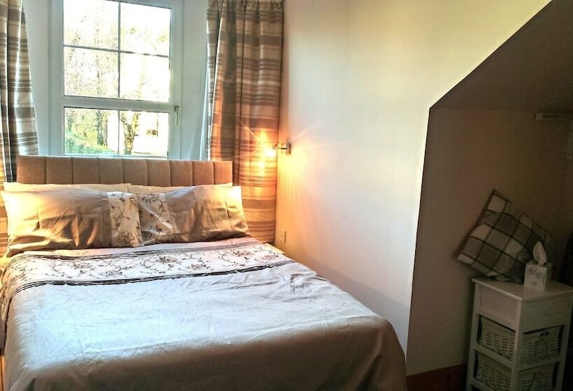 ペンション Knights Rest Guest House