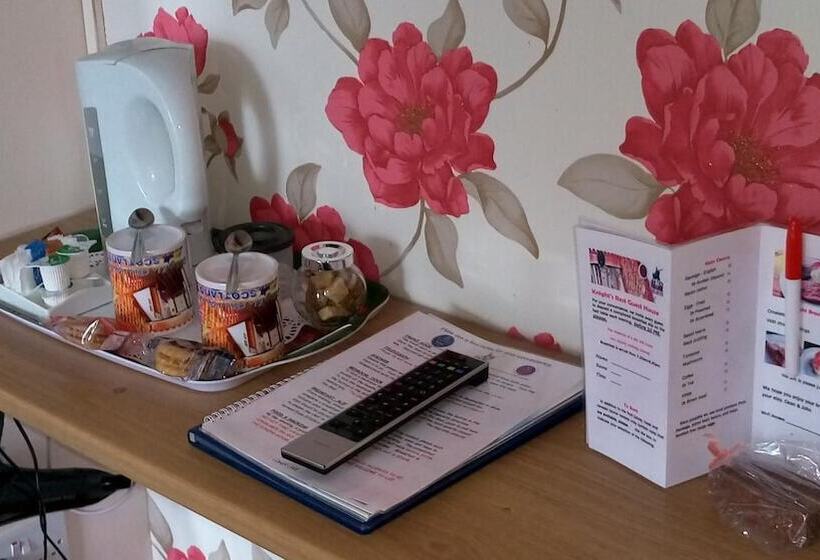 ペンション Knights Rest Guest House