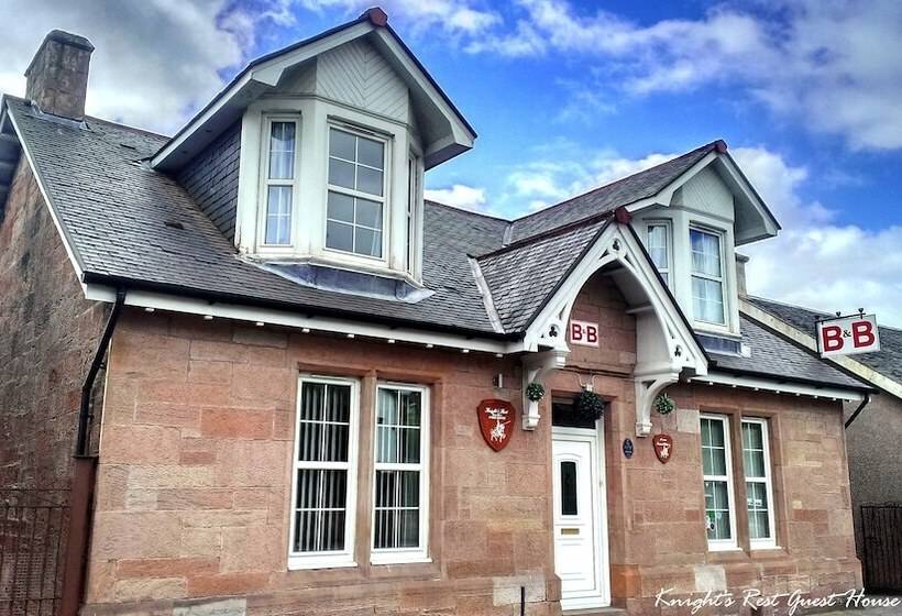 ペンション Knights Rest Guest House