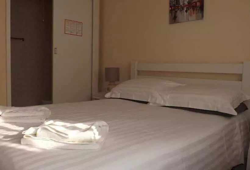 ペンション Seawold Guest House