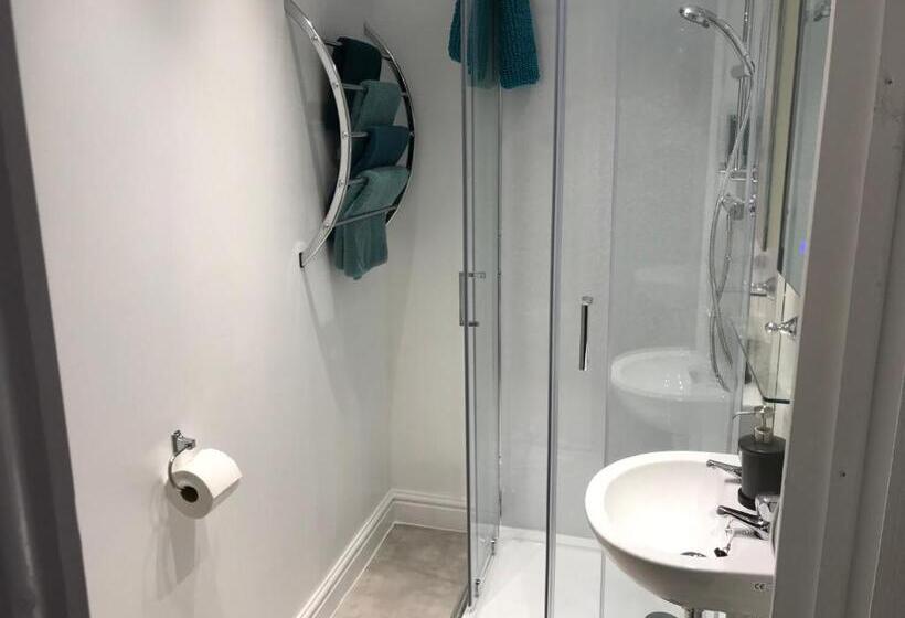 بنسيون Shellseekers Guest House