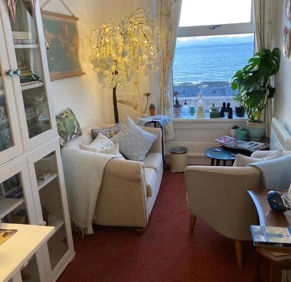 Пансион The Broadwater Guest House