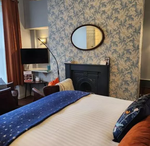 ペンション The Broadwater Guest House