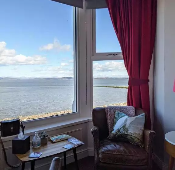 ペンション The Broadwater Guest House