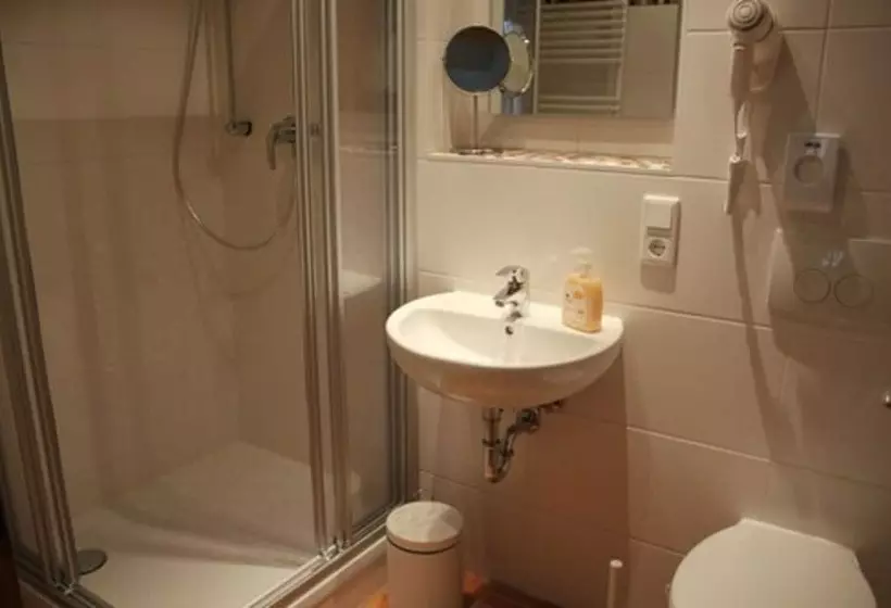 ペンション Altjessen 57