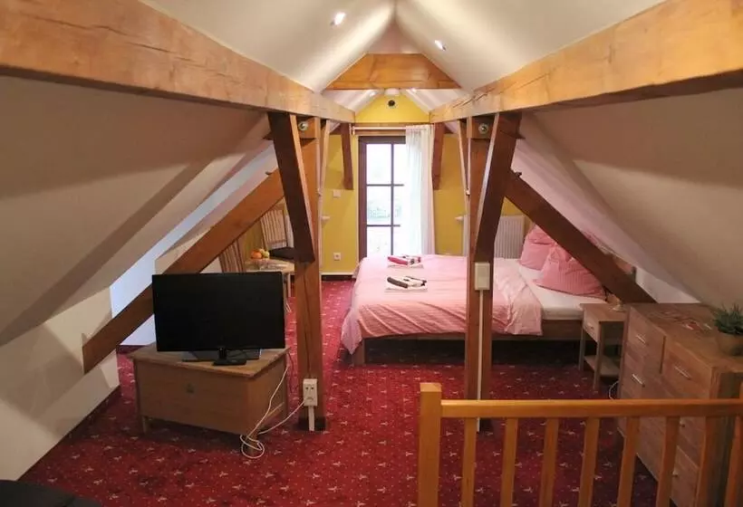 ペンション Altjessen 57