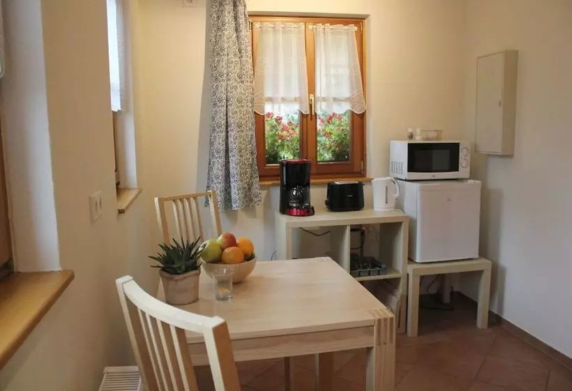 ペンション Altjessen 57