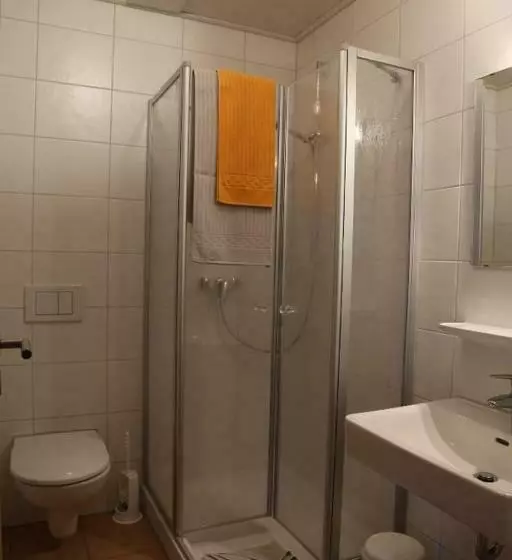 Majatalo Landgasthof Altes Haus