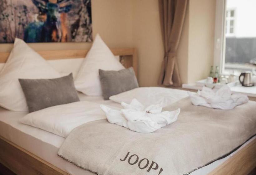 ユースホステル Gasthof 1820