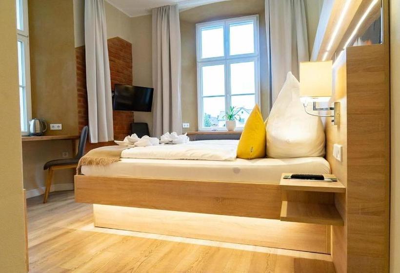 ユースホステル Gasthof 1820