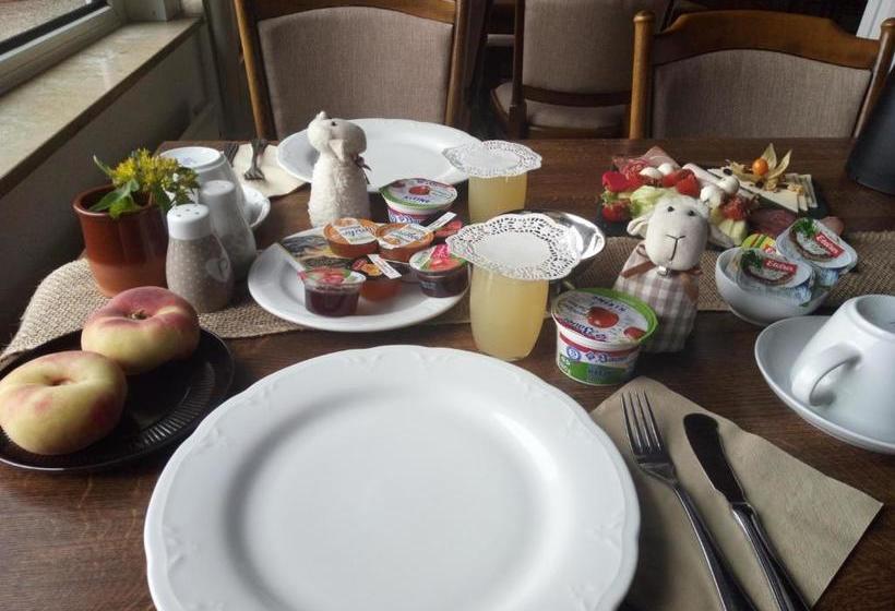 Vandrarhem Landgasthaus Zu Den Erdfällen