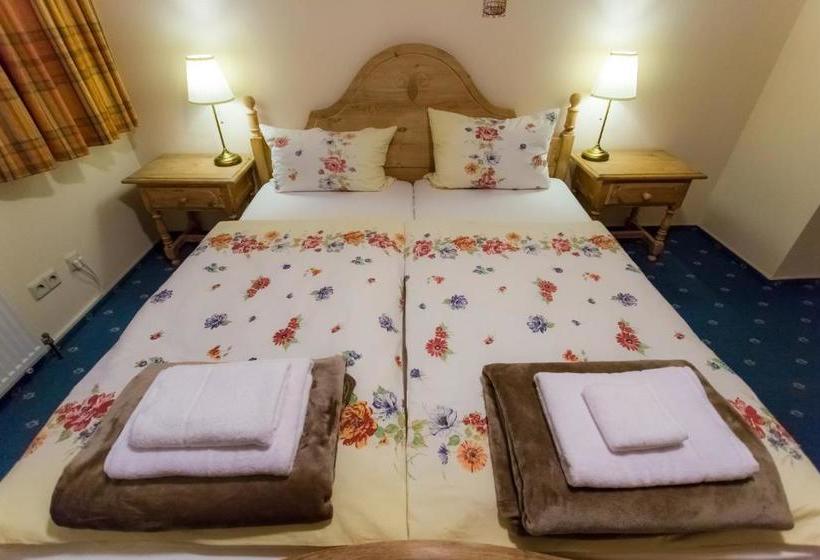 Vandrarhem Landgasthaus Zu Den Erdfällen