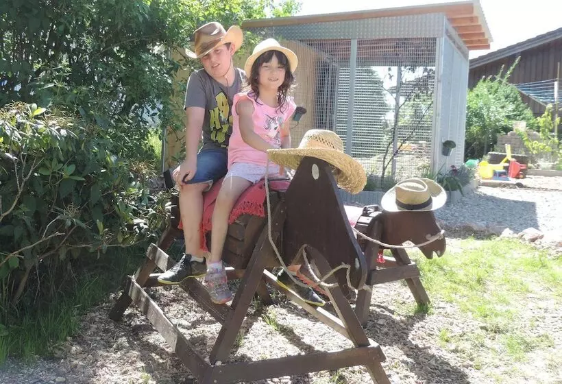 Hotelli Auf M Reifnhof