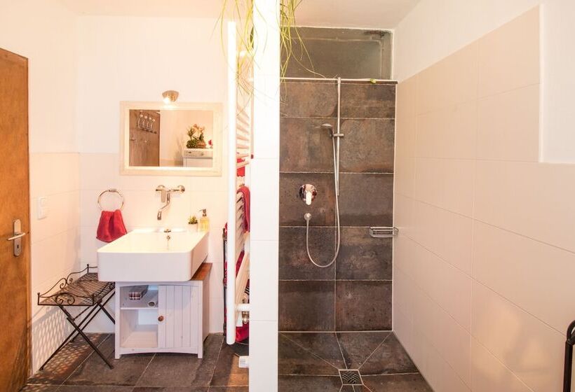 בית מלון כפרי Auf M Reifnhof