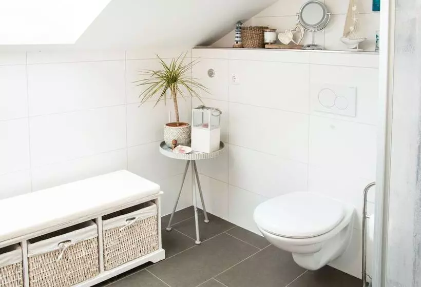 Hotelli Auf M Reifnhof