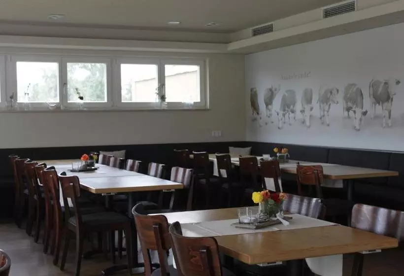 Majatalo Gasthaus Hirsch