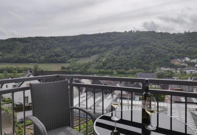 Пансион Weingut Stiftshof