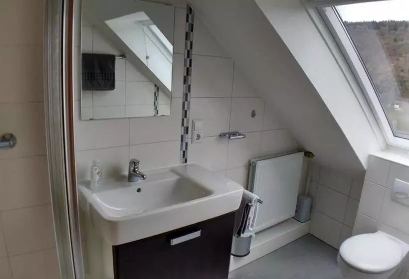 ペンション Weingut Stiftshof