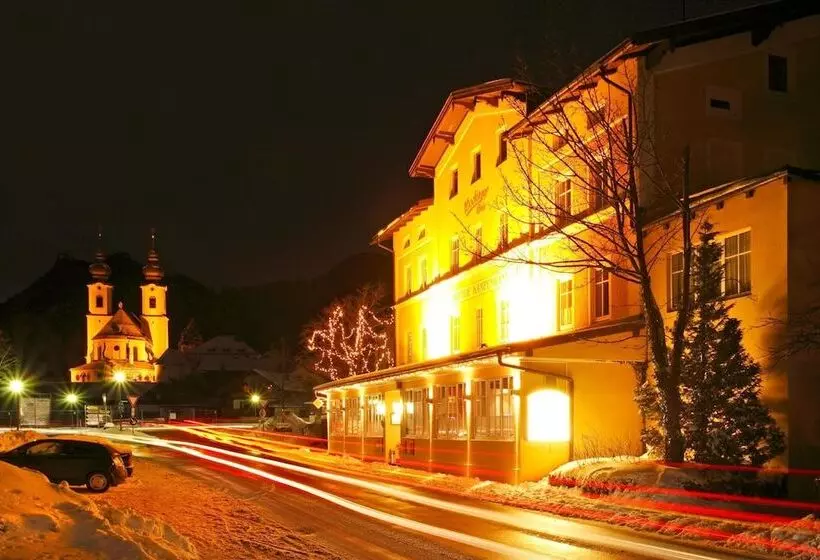 Retkeilymaja Gasthof Kampenwand Aschau