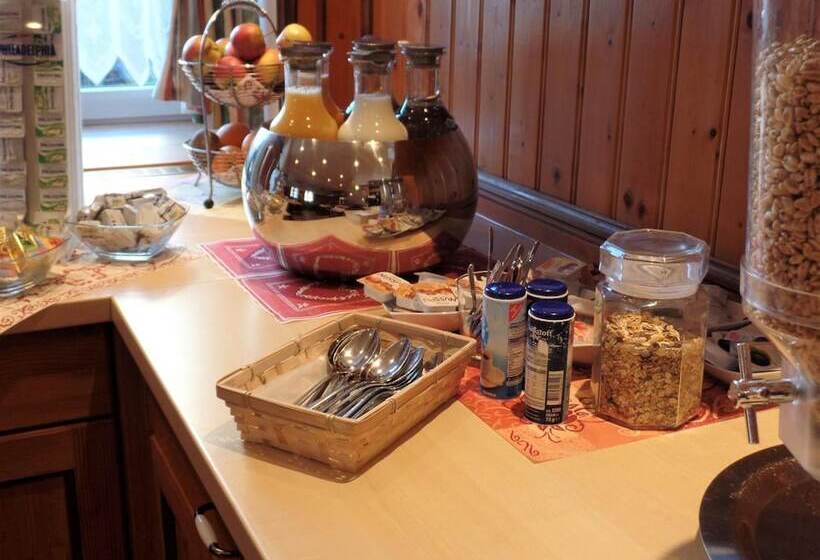 הוסטל Gasthof Kampenwand Aschau