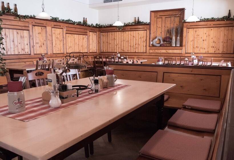 הוסטל Gasthof Kampenwand Aschau