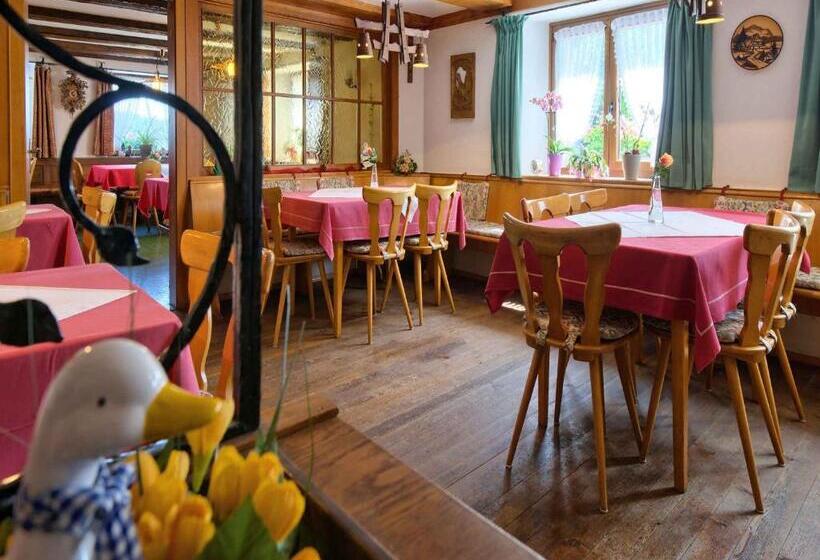 Gasthaus Pension Zum Löwen