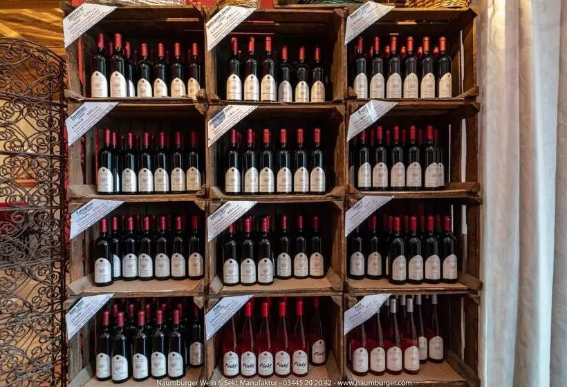 Naumburger Wein & Sekt Manufaktur   Pension 1824