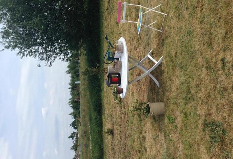 پانسیون Bettis