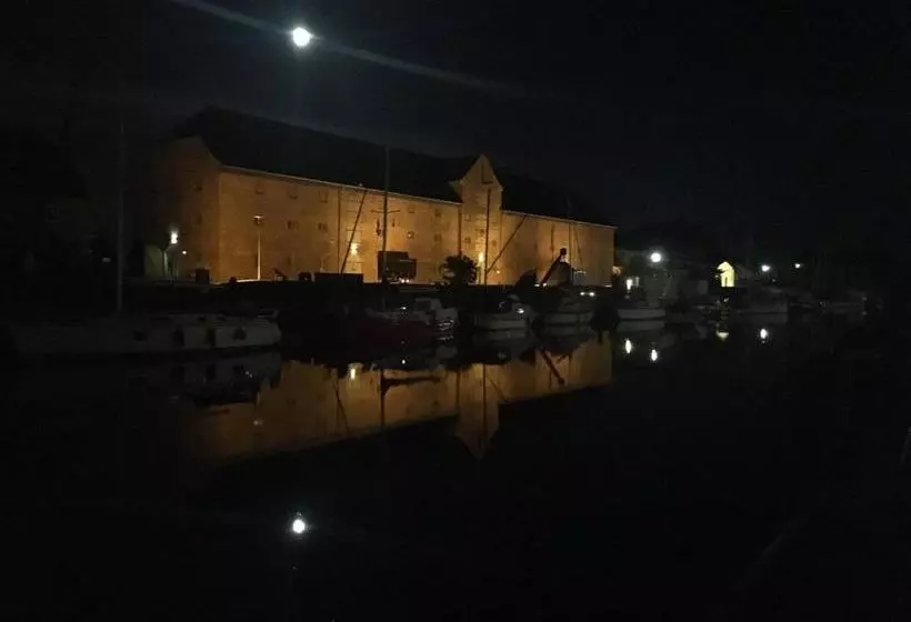 Majatalo Gasthaus Hafenblick