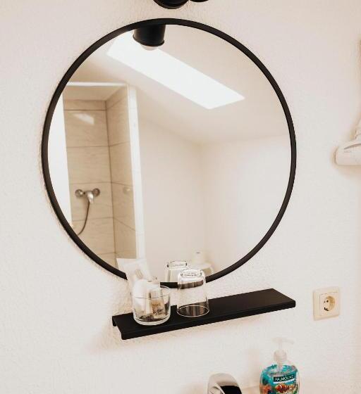 ペンション Gästehaus Windhagen