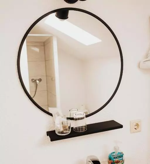 ペンション Gästehaus Windhagen