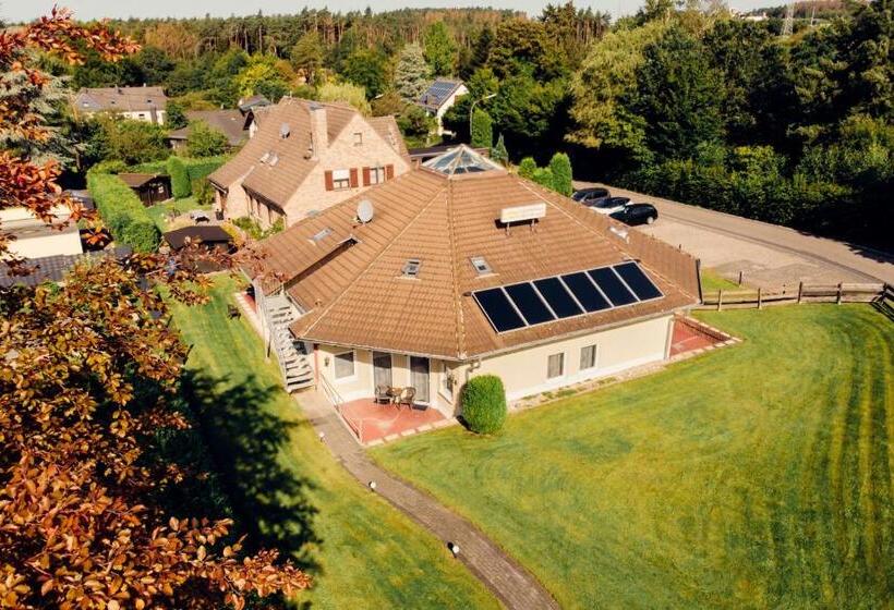 ペンション Gästehaus Windhagen