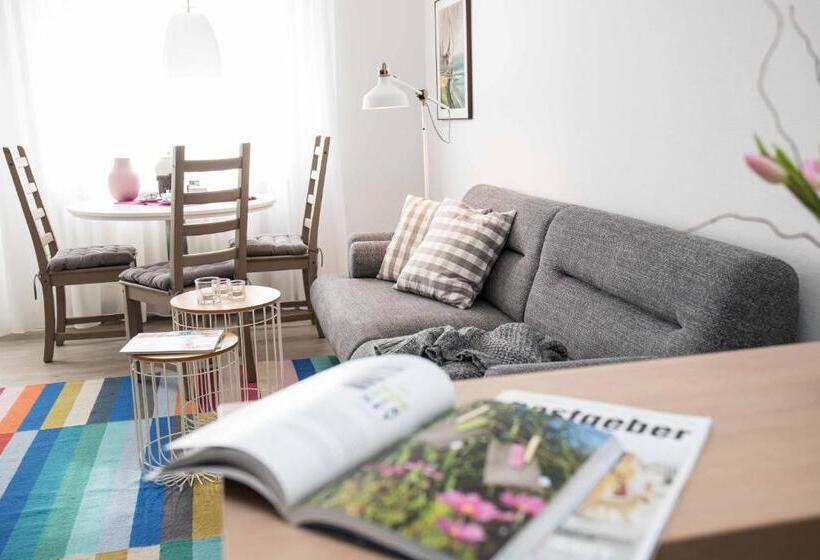 膳宿费 Villa Westend