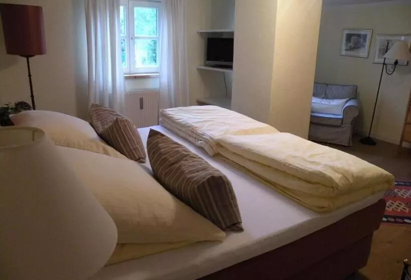 Retkeilymaja Alte Posthalterei Zorneding