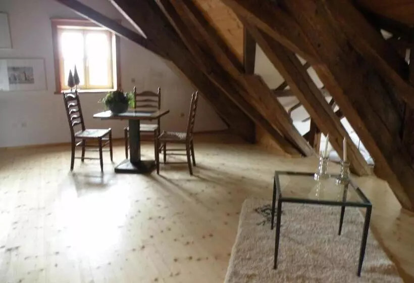 Retkeilymaja Alte Posthalterei Zorneding