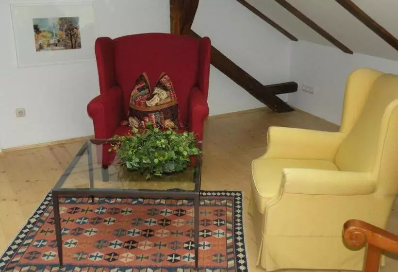 Retkeilymaja Alte Posthalterei Zorneding