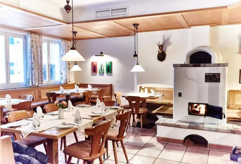 Retkeilymaja Gasthof Kreuz