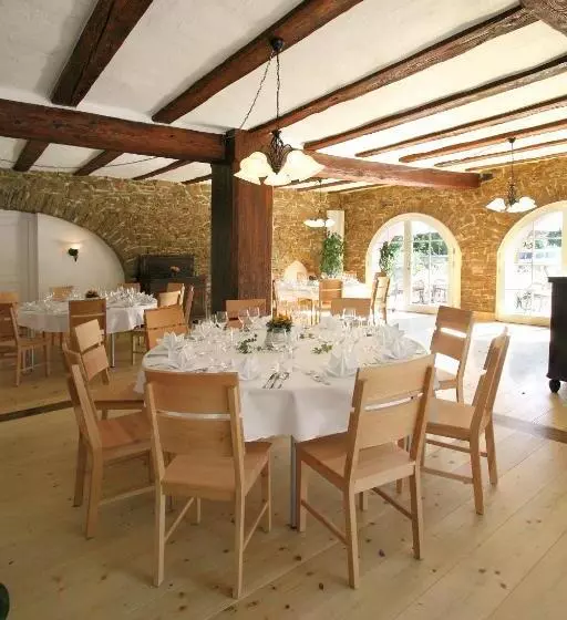 Retkeilymaja Landgasthof Rebstock