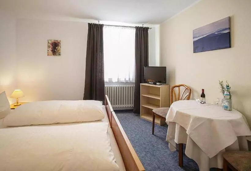 Retkeilymaja Landgasthof Rebstock