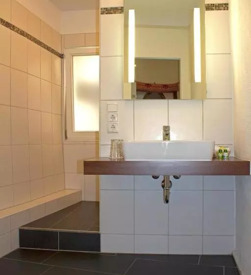 Retkeilymaja Landgasthof Rebstock