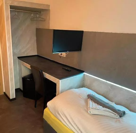 Retkeilymaja Etna Hotel & Ristorante