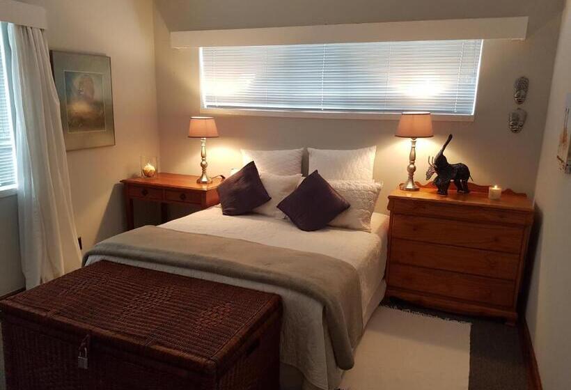 تختخواب و صبحانه Burnham Road Suite Guest House