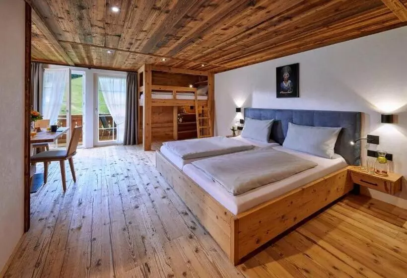 ホテル Blumbauernhof