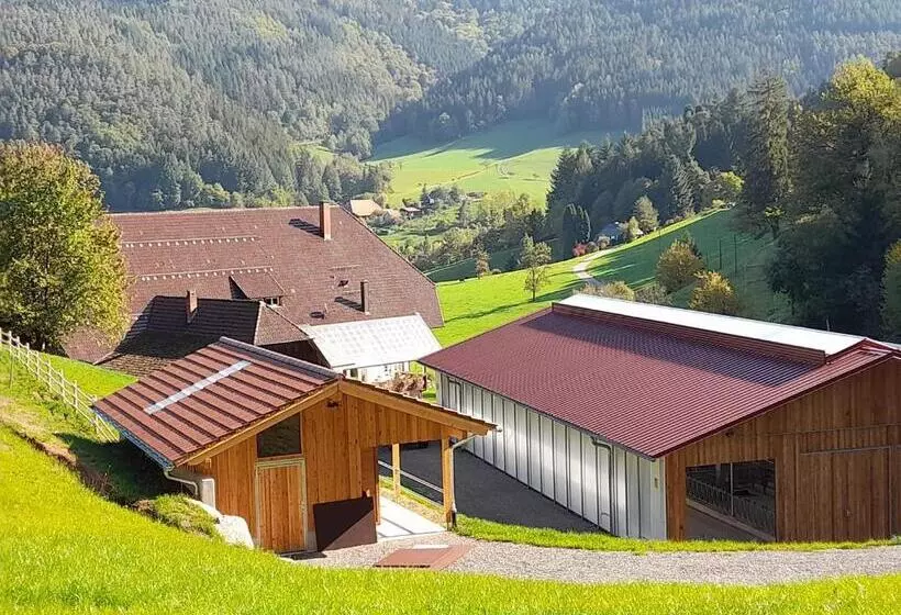 ホテル Blumbauernhof