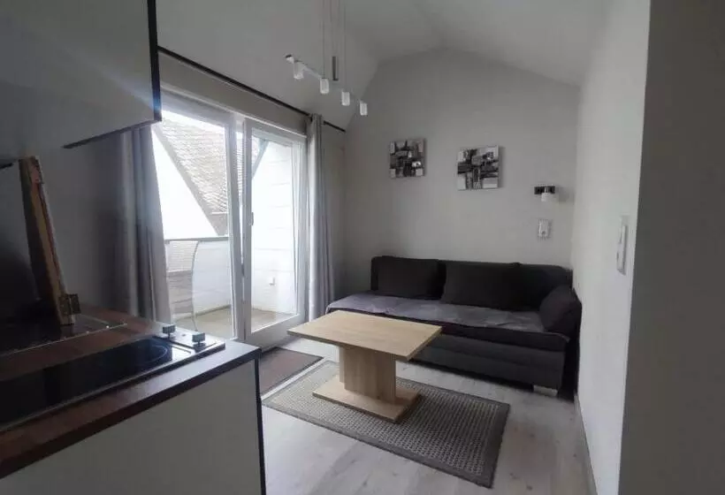 Majatalo Gästehaus Im Alten Fährhaus