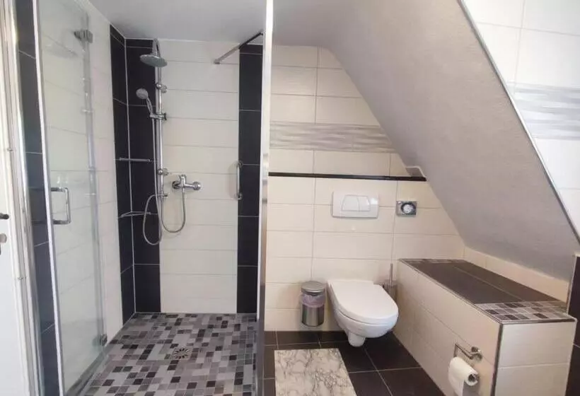 Majatalo Gästehaus Im Alten Fährhaus